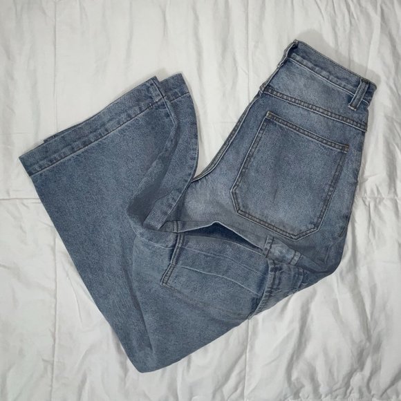 Brandy Melville / John Galt Light Wash Tatum Cargo Jeans - Picture 3 of 4